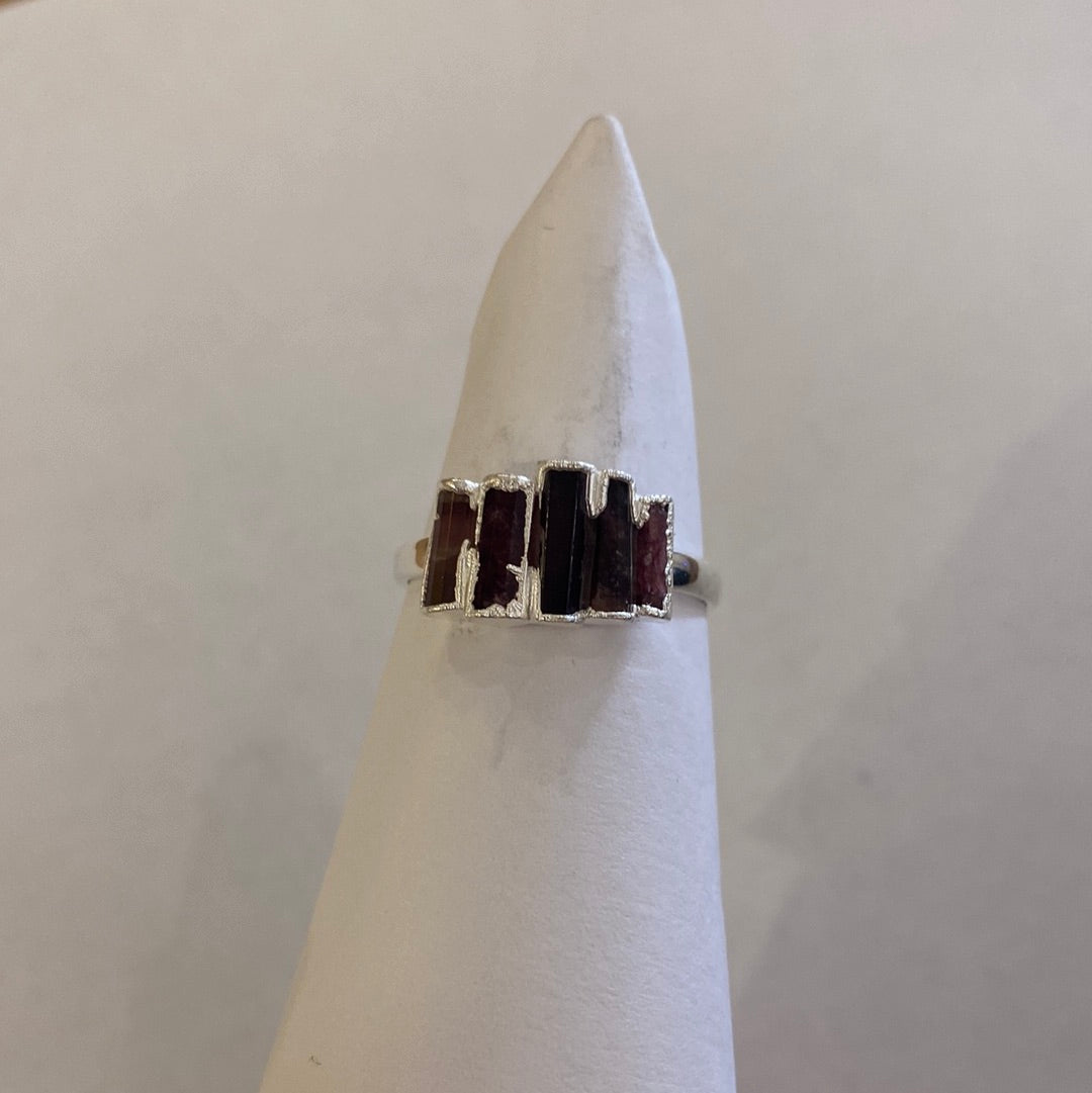 Free Shape Turmaline Ring
