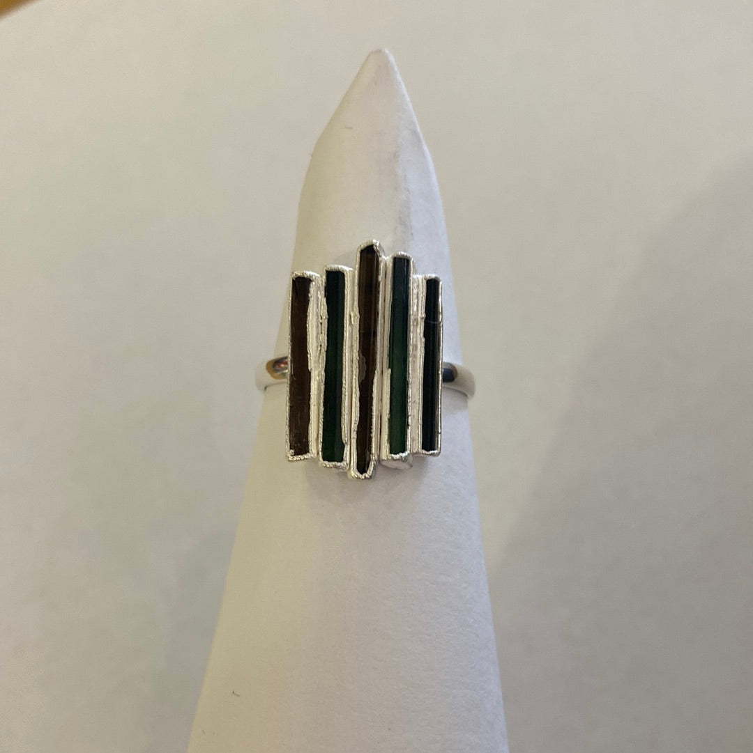 Free Shape Turmaline Ring